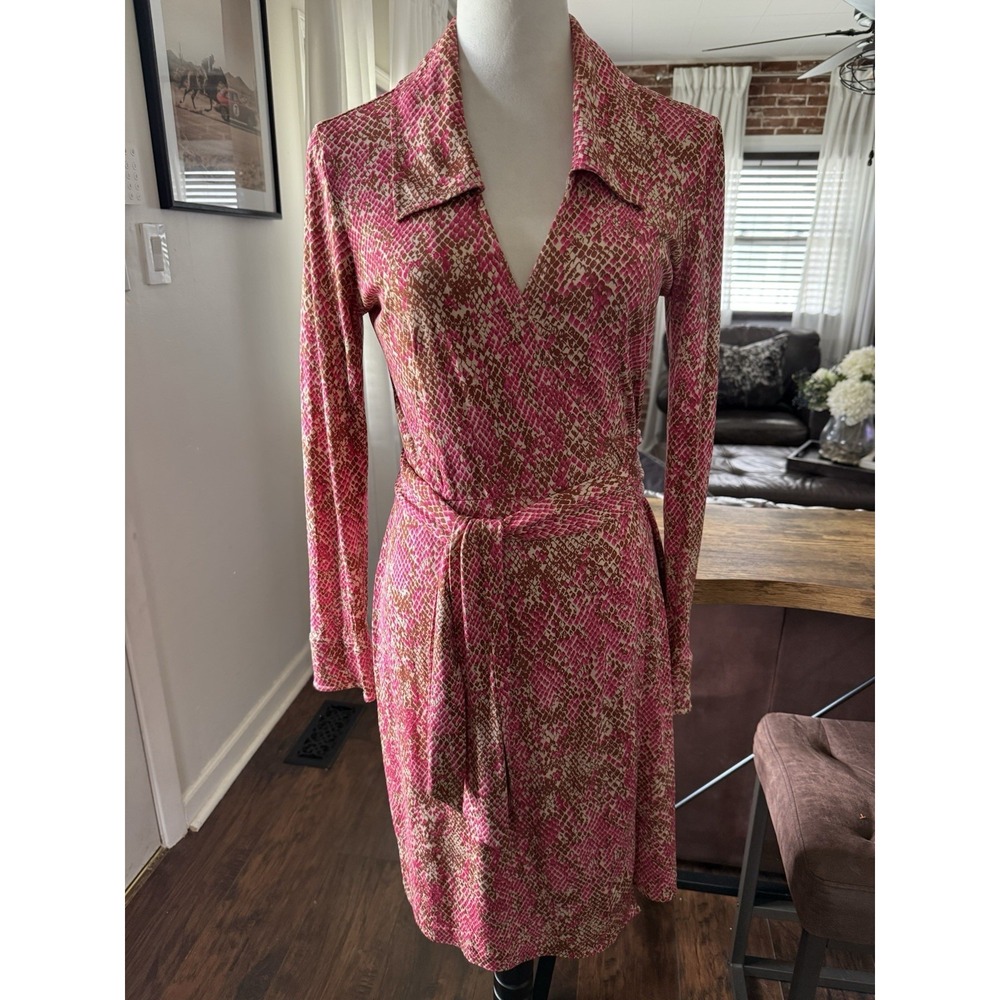 Vintage Diane von Furstenberg Wrap Dress Women 10 100% Silk Snakeskin 90s